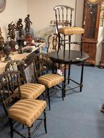 Antieke tafeltje met 4 stoelen €160., Ophalen