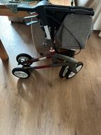 Rollator merk Topro  bordeaux kleur zeer wendbaar grote wiel, Diversen, Rollators, Ophalen, Zo goed als nieuw