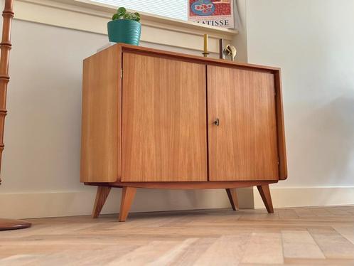 Vintage kast wandmeubel hout jaren 50/60/70, Huis en Inrichting, Kasten | Wandmeubels, Gebruikt, Minder dan 100 cm, Minder dan 150 cm