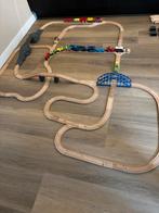 Houten trein treinbaan Ikea, Kinderen en Baby's, Speelgoed | Houten speelgoed, Ophalen of Verzenden, Zo goed als nieuw, Rij- of Hobbelspeelgoed