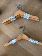 Kinder kledinghanger (hout) tot maat 116, Ophalen of Verzenden, Zo goed als nieuw, Hout, Kinderen