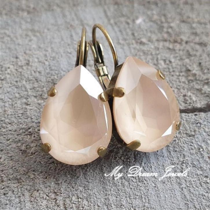 Oorbellen Sofia met Swarovski Druppel 18x13mm Crystal Ivory, Sieraden, Tassen en Uiterlijk, Oorbellen, Nieuw, Hangers, Overige materialen