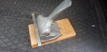 perforator beschikbaar voor biedingen