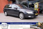 Volvo V70 D3 150 pk Aut. Dynamic Edition, Schuifdak, Leer, T, Auto's, Diesel, 22 km/l, Te koop, 5 stoelen