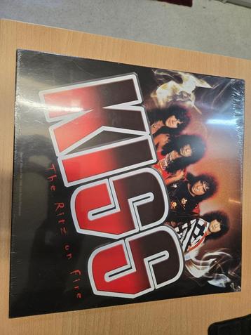 Nieuwe LP Kiss The Ritz on Fire beschikbaar voor biedingen