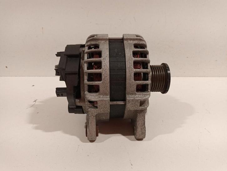 Dynamo Renault Scénic, Auto-onderdelen, Motor en Toebehoren, Renault, Gebruikt, Herkomst onderdeel bekend, 12 maanden garantie