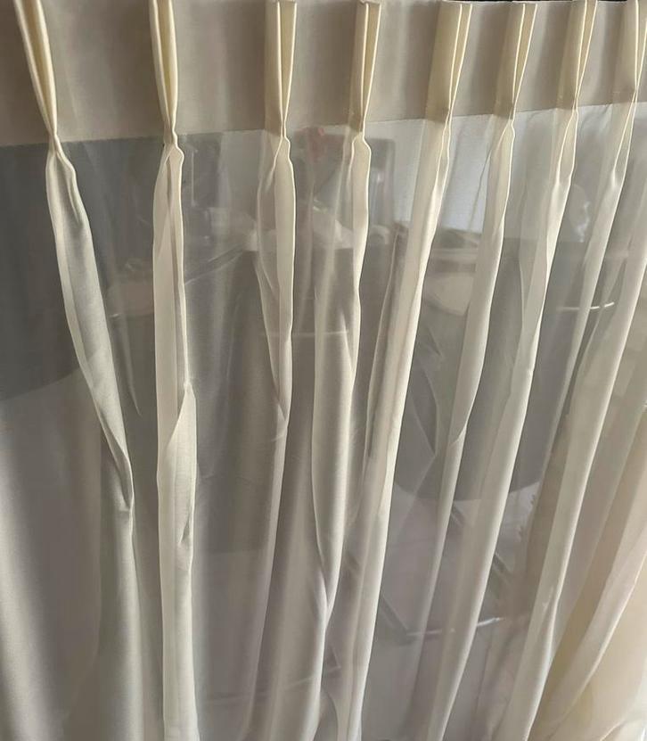 Nieuwe transparante gordijnen met plooien , 3 delen., Huis en Inrichting, Stoffering | Gordijnen en Lamellen, Nieuw, 200 cm of meer
