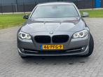 BMW 5-Serie 3.0 I 523 AUT 2011 Grijs, Auto's, BMW, Achterwielaandrijving, 2000 kg, 2996 cc, Origineel Nederlands
