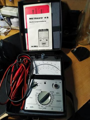 BBC Metrawatt Metravo 4S analoge multimeter in behuizing beschikbaar voor biedingen
