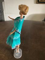 Vintage Barbie met Kleding & Blauwe Schoenen, Verzamelen, Ophalen of Verzenden, Gebruikt