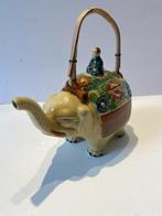 Oost Aziatische Olifant-theepot, Ophalen of Verzenden