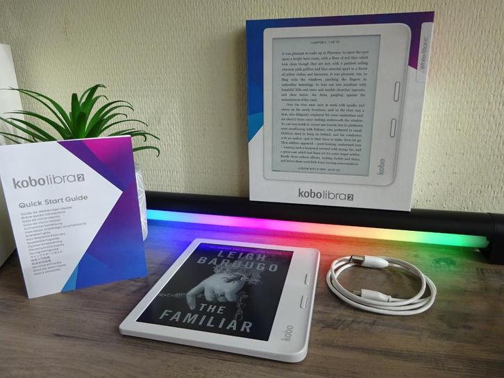 KOBO Libra 2 e-reader, 32GB, wit, in origineel doosje, zgan, Computers en Software, E-readers, Zo goed als nieuw, 7 inch, 16 GB of meer