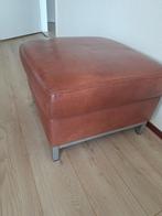 Machalke hocker leer bruin / cognac, Ophalen, Gebruikt, Metaal, 50 tot 75 cm