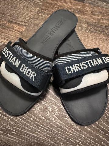 Dior Revolution slippers maat 39 beschikbaar voor biedingen