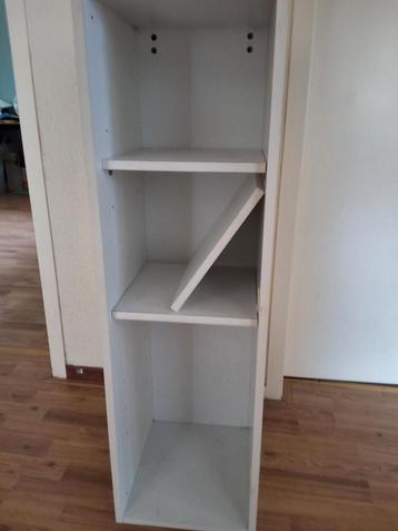 Wit Keuken of boekenkastje ca 30 x33 x101 cm 