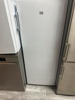 Kastmodel vriezer  B KEUZE energieklasse E  165 liter, Ophalen of Verzenden