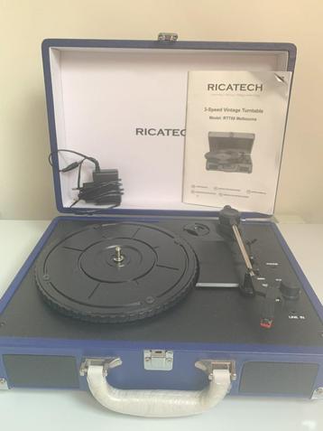 Ricatech koffermodel platenspeler blauw RTT68