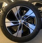 18” Originele Volvo V60 CC XC70 Velgen + Winterbanden, 18 inch, 215 mm, Banden en Velgen, Winterbanden