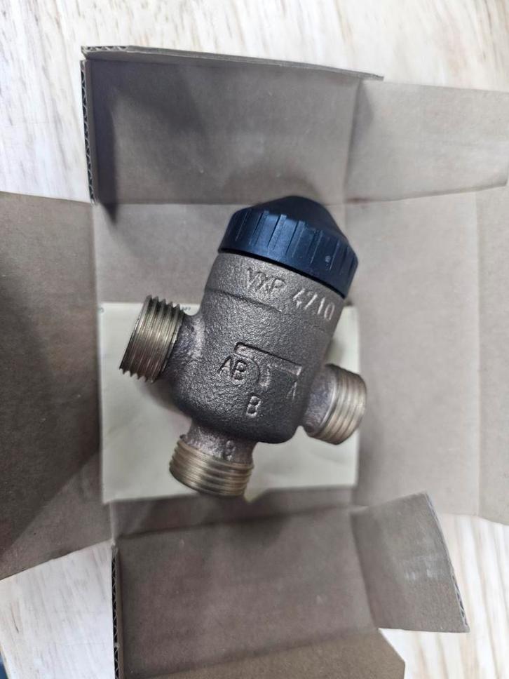 Siemens VXP47.10-1 Drieweg Afsluiter, Hobby en Vrije tijd, Elektronica-componenten, Nieuw, Ophalen of Verzenden