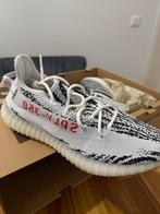 Adidas Yeezy Boost 350 V2 Zebra - Nieuw! Unworn size 44, Kleding | Heren, Schoenen, Wit, Nieuw, Ophalen of Verzenden, Sneakers of Gympen