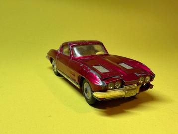 Corgi Toys Chevrolet Corvette Sting Ray # 310 beschikbaar voor biedingen