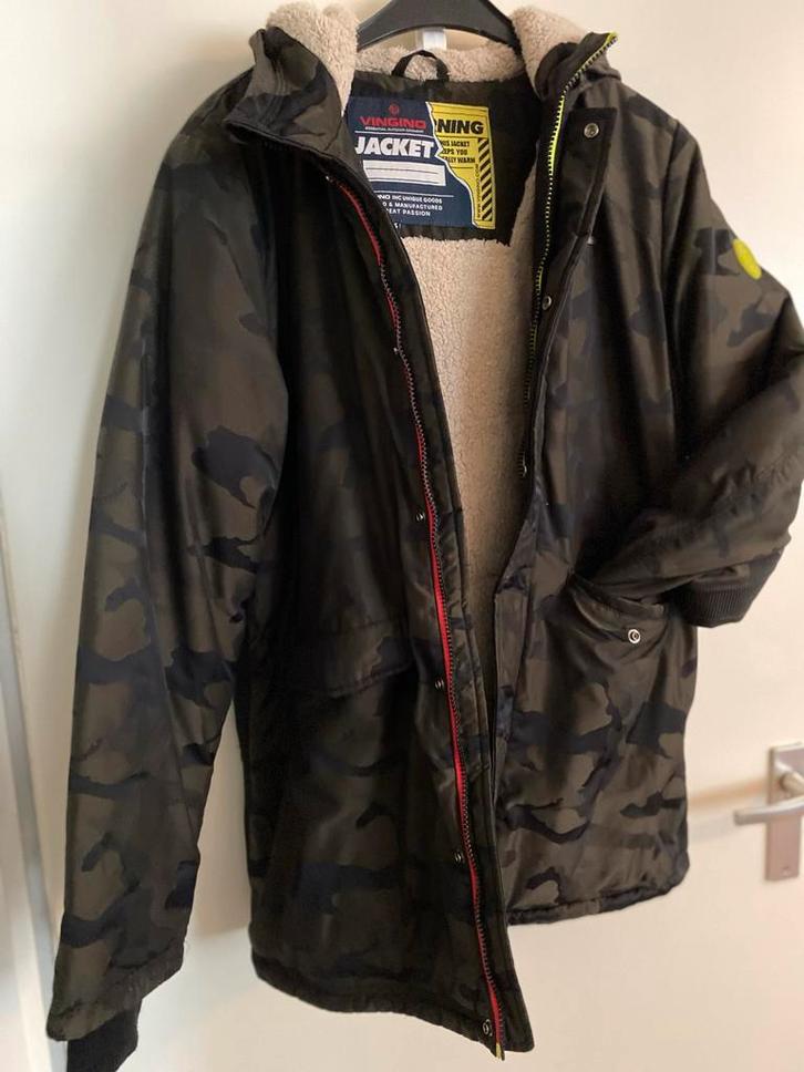 Vingino Winterjas/Skijas 16/176 - Army Print, Kinderen en Baby's, Kinderkleding | Maat 176, Zo goed als nieuw, Jongen, Jas, Ophalen of Verzenden