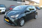Toyota Aygo 1.0 VVT-i x-fun airco, Voorwielaandrijving, Gebruikt, Euro 6, 4 stoelen