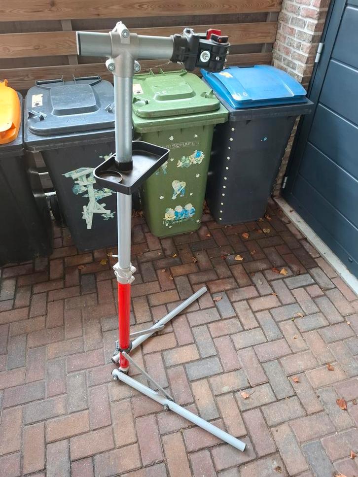 Fietsreparatiestandaard - Gebruikt, Fietsen en Brommers, Fietsaccessoires | Fietsgereedschap, Gebruikt, Overig gereedschap, Ophalen of Verzenden