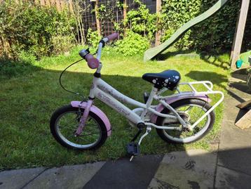 Meisje fiets 16inch - Nieuw banden beschikbaar voor biedingen