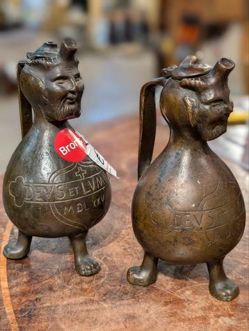 2 antieke bronzen baardman kruisjes 20 cm hoog samen €95 beschikbaar voor biedingen