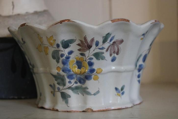 Antieke franse 18e eeuwse piquefleur vaas bloemen aardewerk, Antiek en Kunst, Antiek | Keramiek en Aardewerk, Ophalen of Verzenden