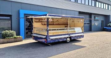 Verkoopwagen voor brood, kaas, noten, snoep, stroopwafels. beschikbaar voor biedingen