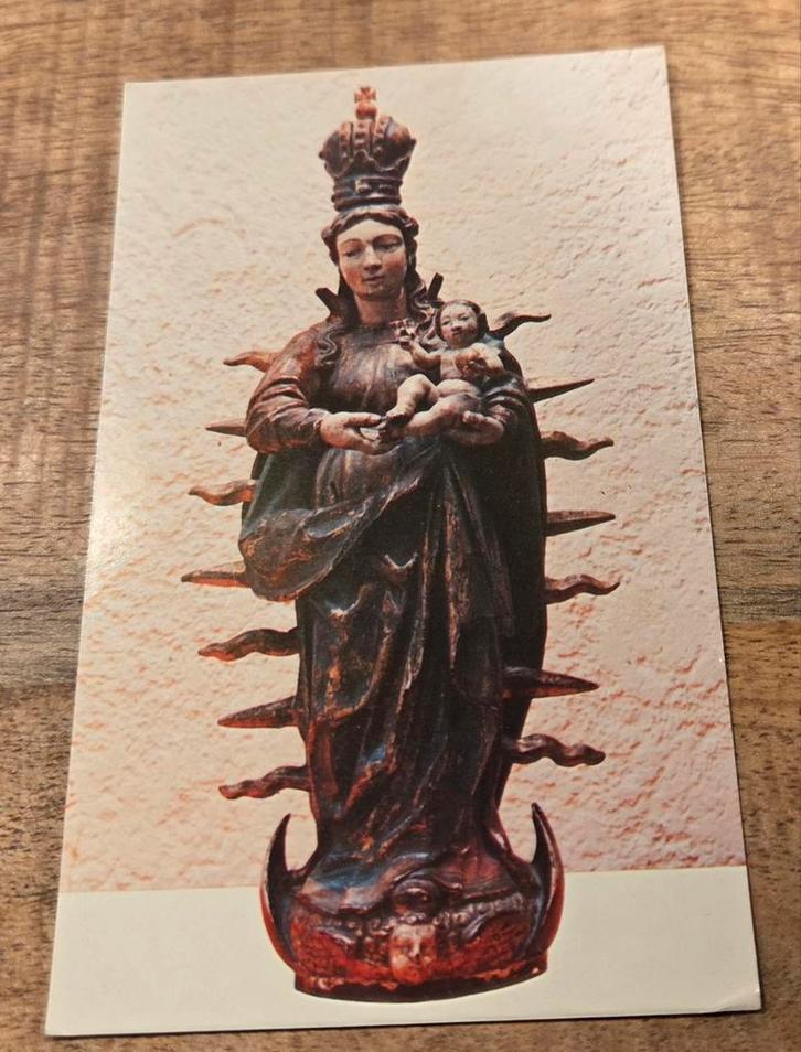 Standbeeld van de Maagd Maria met kindje Jezus, Verzamelen, Ansichtkaarten | Themakaarten, Ongelopen, Overige thema's, Verzenden