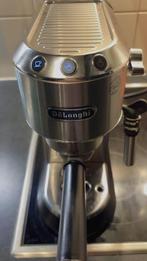 Delonghi Espressomachine Dedica Style EC685.M, Ophalen, Espresso apparaat, Zo goed als nieuw, Afneembaar waterreservoir