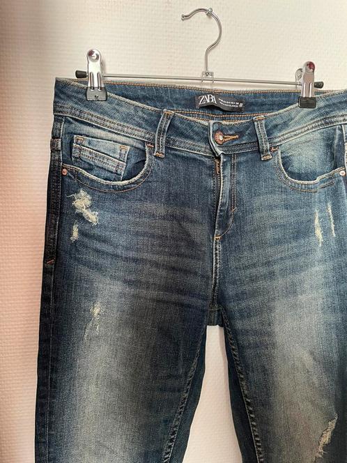 Zara skinny jeans destroyed donkerblauw 34/36 XS S, Kleding | Dames, Spijkerbroeken en Jeans, Gedragen, W27 (confectie 34) of kleiner