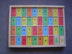 Houten cijfer-en letterbak van playing kids, Kinderen en Baby's, Speelgoed | Educatief en Creatief, Ophalen of Verzenden, Zo goed als nieuw