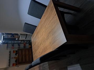 3 eetkamerstoelen  beschikbaar voor biedingen