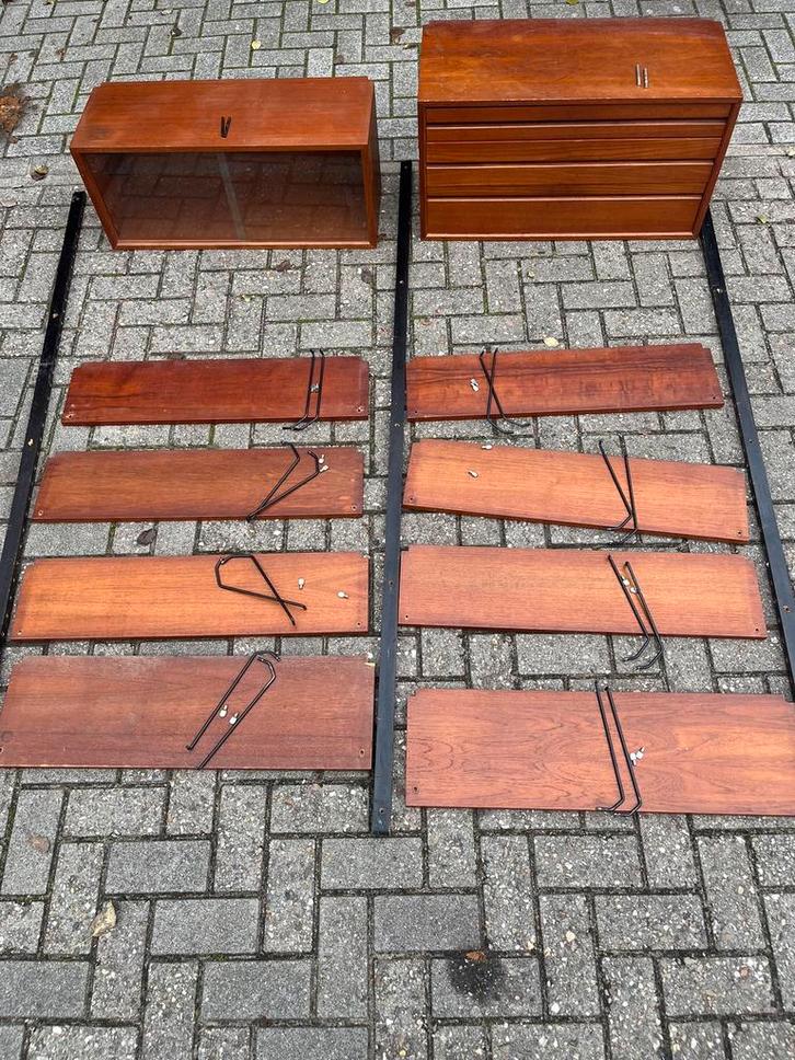 Cadovius wandkast systeem vintage retro teak jaren 60 €1095, Huis en Inrichting, Kasten | Wandmeubels, Gebruikt, 150 tot 200 cm