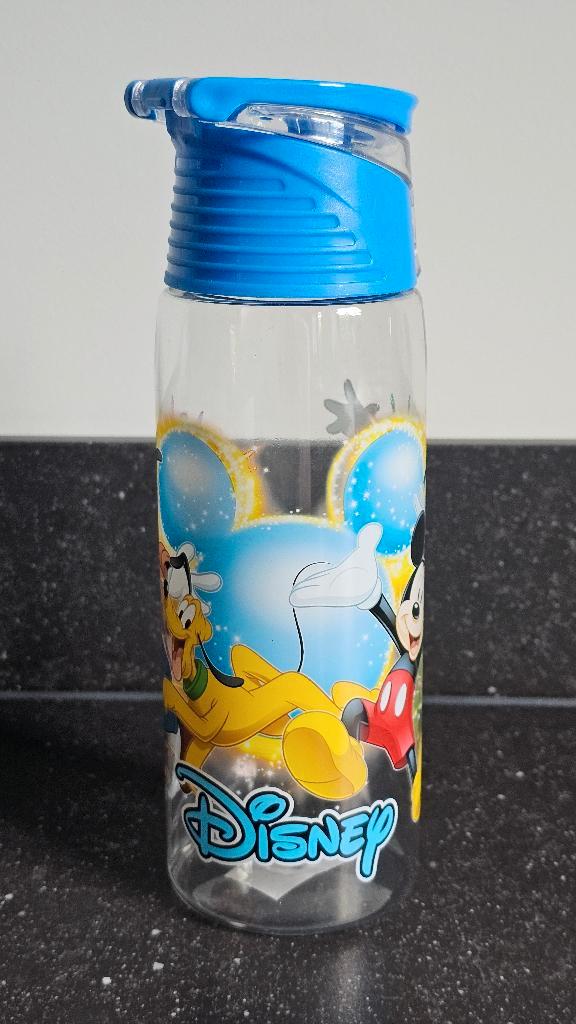 Disney afsluitbare drinkbeker - nieuw en ongebruikt, Verzamelen, Disney, Nieuw, Servies, Mickey Mouse, Ophalen of Verzenden