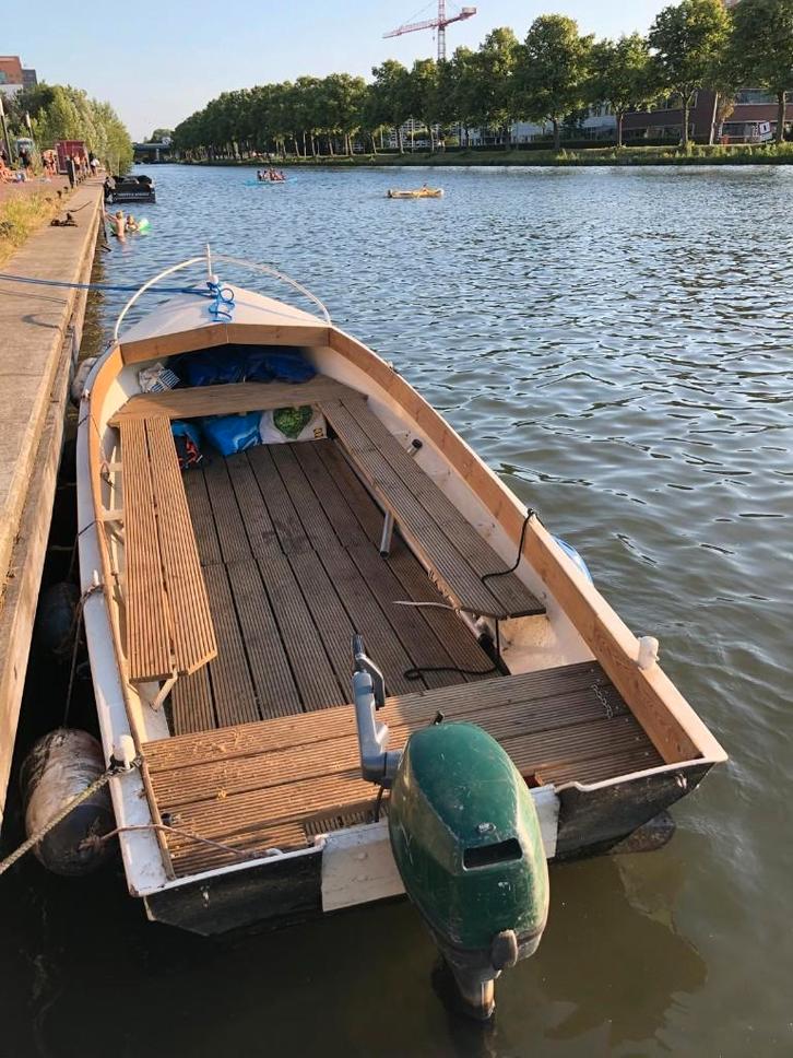 Grachtenboot, Watersport en Boten, Sloepen, Gebruikt, Tot 10 pk, 6 meter of meer, Binnenboordmotor, Benzine, Polyester, Ophalen
