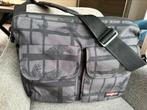 Eastpack schoudertas schooltas laptoptas zwart grijs, Sieraden, Tassen en Uiterlijk, Tassen | Schooltassen, 30 tot 40 cm, Zwart