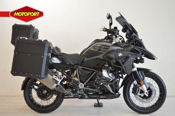 BMW R 1250 GS TRIPLE BLACK (bj 2022) beschikbaar voor biedingen
