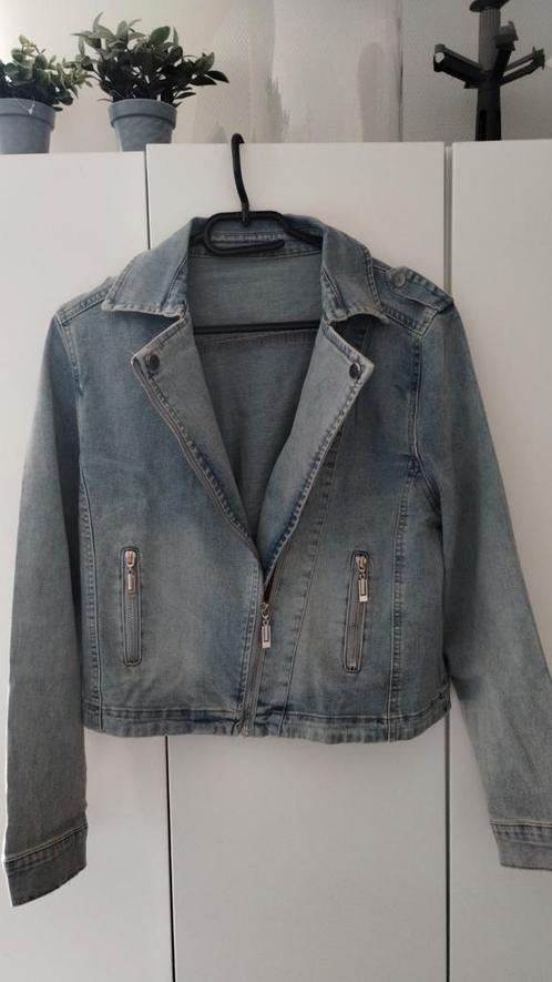 Denim spijkerjasje lichtblauw, Kleding | Dames, Jassen | Zomer, Zo goed als nieuw, Maat 46/48 (XL) of groter, Blauw, Ophalen of Verzenden