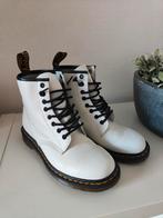 Dr. Martens (wit en zwart) weinig gedragen (maat 41), Kleding | Dames, Schoenen, Zwart, Ophalen of Verzenden, Dr. Martens, Zo goed als nieuw