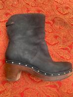 Winterwarm gevoerde laarzen UGG, maat 40, Ophalen, Zo goed als nieuw, Zwart
