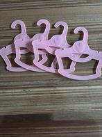 4 kleerhangers van Baby Born, Ophalen of Verzenden, Zo goed als nieuw, Babypop