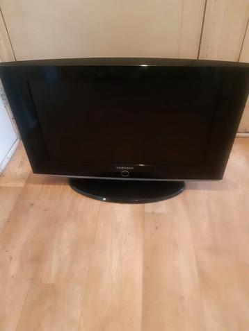 Samsung tv 26 inch beschikbaar voor biedingen