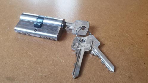Profielcilinderslot met 3 sleutels, Doe-het-zelf en Verbouw, Hang- en Sluitwerk, Nieuw, Slot, IJzer, Ophalen of Verzenden