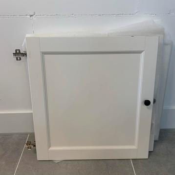 2x IKEA Besta deur - Wit beschikbaar voor biedingen