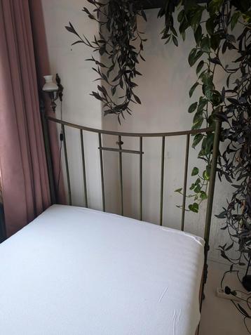 Antiek Frans Spijlenbed 120x210 met Lattenbodem beschikbaar voor biedingen